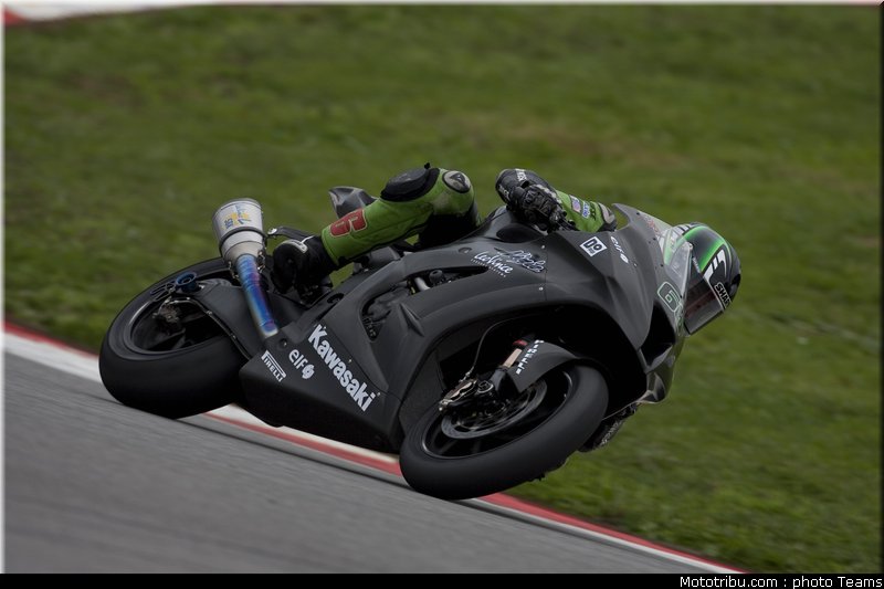 sbk_2011_tests_sykes_03