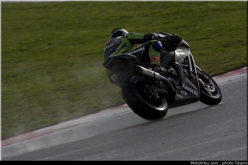 sbk_2011_tests_sykes_10