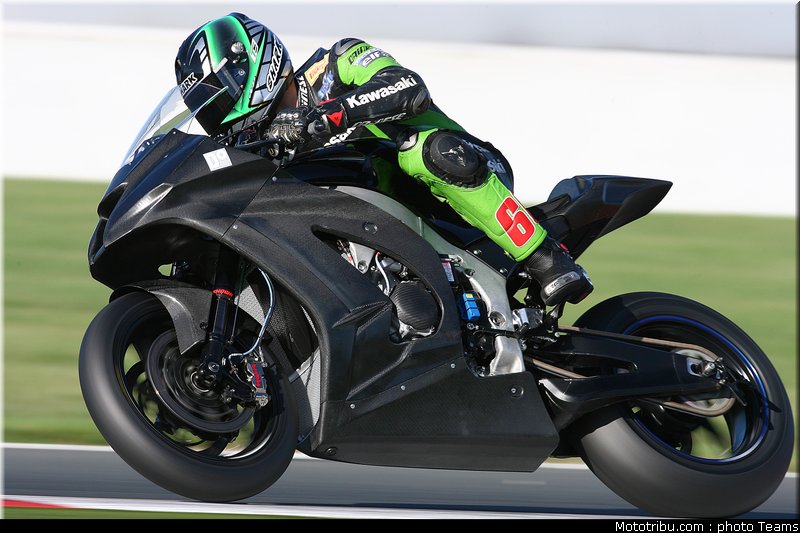 sbk_2011_tests_sykes_24