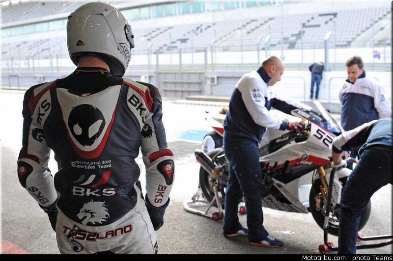 sbk_2011_tests_toseland_11