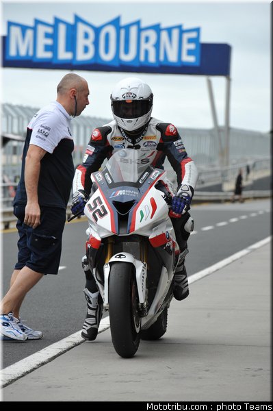 sbk_2011_tests_toseland_34