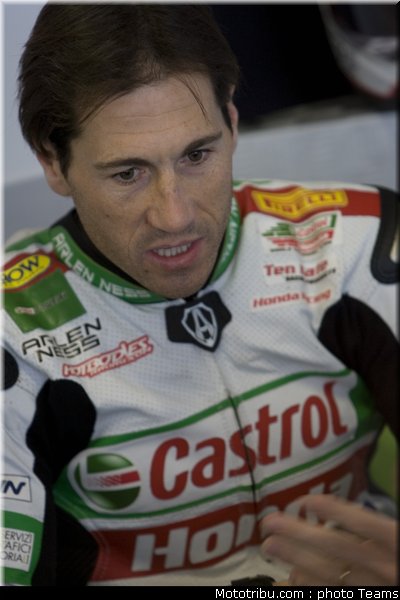 sbk_2011_tests_xaus_14