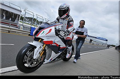 sbk_2011_tests_badovini_20.jpg