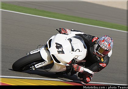 sbk_2011_tests_haga_05.jpg