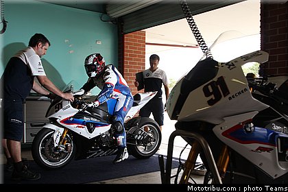 sbk_2011_tests_haslam_14.jpg
