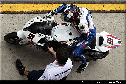 sbk_2011_tests_haslam_15.jpg