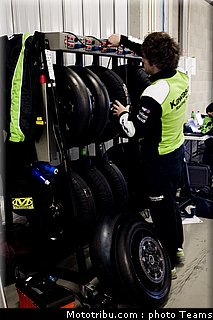sbk_2011_tests_kawasaki_1.jpg