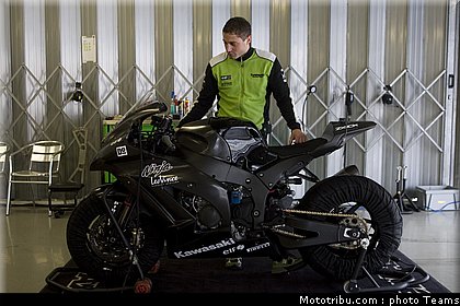 sbk_2011_tests_kawasaki_2.jpg