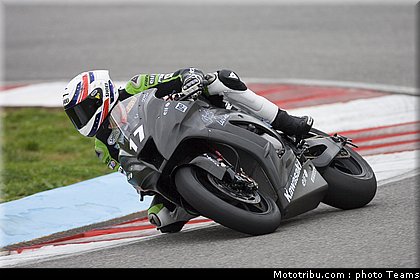 sbk_2011_tests_lascorz_06.jpg