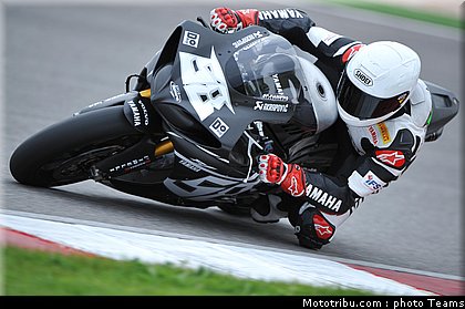 sbk_2011_tests_laverty_2.jpg
