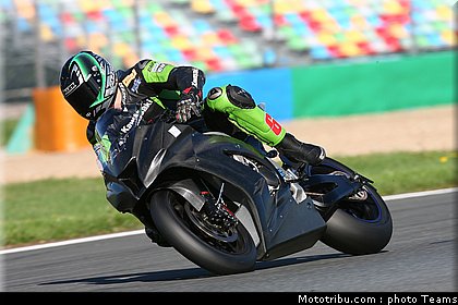 sbk_2011_tests_sykes_26.jpg