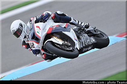 sbk_2011_tests_toseland_05.jpg