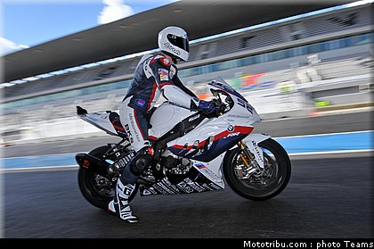 sbk_2011_tests_toseland_18.jpg