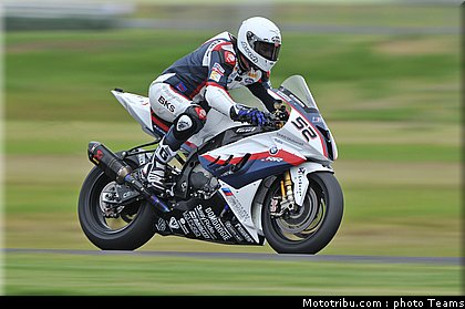 sbk_2011_tests_toseland_36.jpg