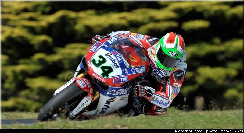sbk_giugliano_005_australie_2012_philip_island