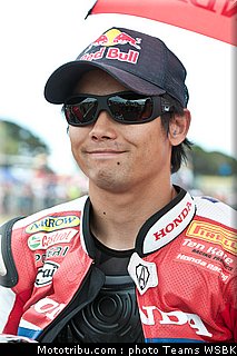 sbk_aoyama_005_australie_2012_philip_island.jpg