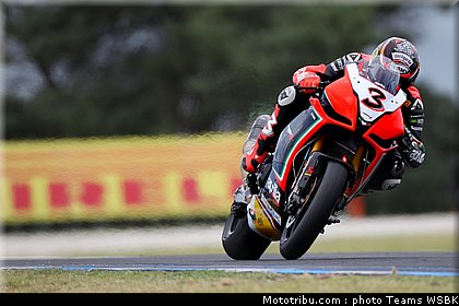 sbk_biaggi_009_australie_2012_philip_island.jpg