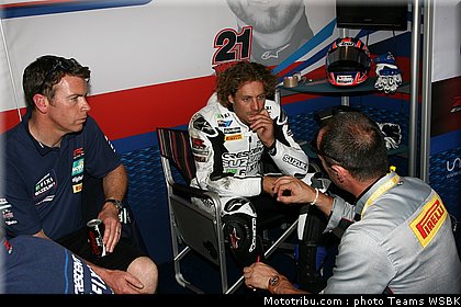 sbk_brookes_003_australie_2012_philip_island.jpg