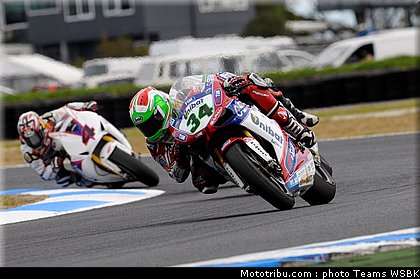sbk_giugliano_010_australie_2012_philip_island.jpg