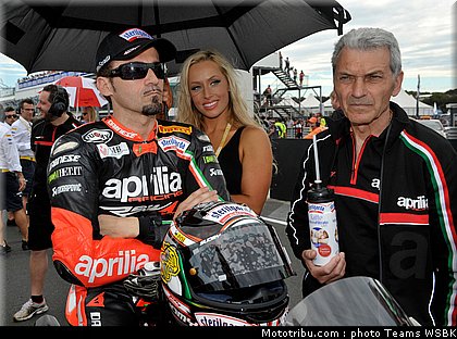 sbk_pitbabe_001_australie_2012_philip_island.jpg