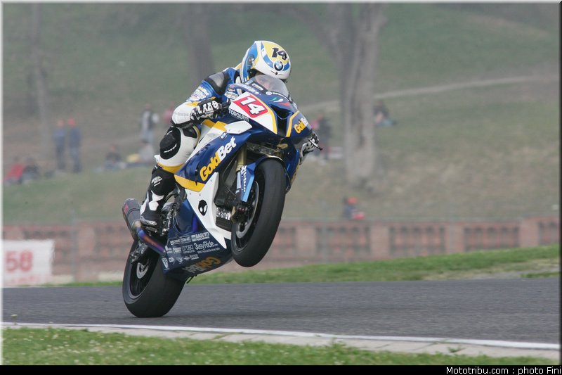 1000_superstock_baroni_001_imola_2012