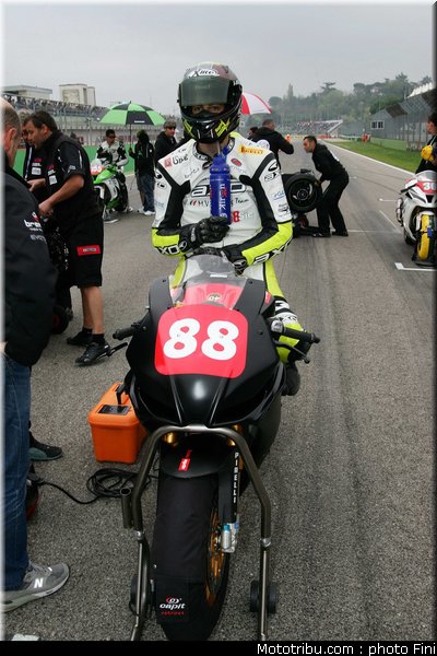 1000_superstock_parziani_001_imola_2012