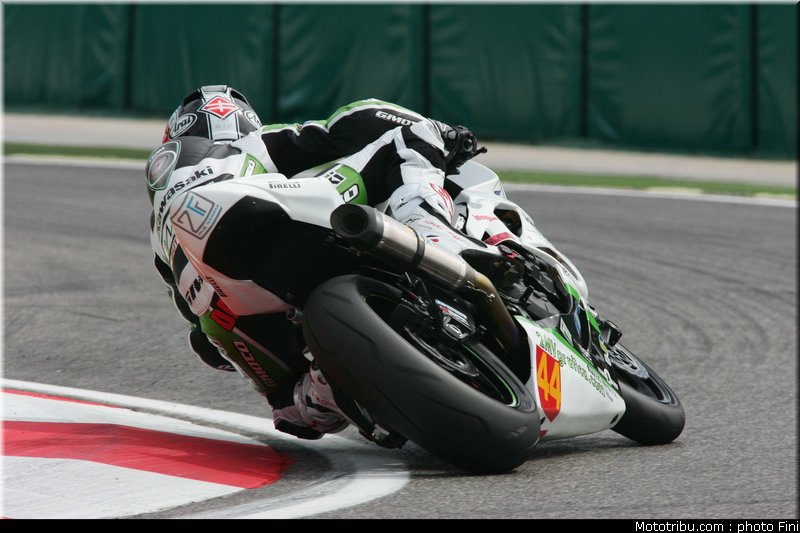 600_superstock_davies_001_imola_2012