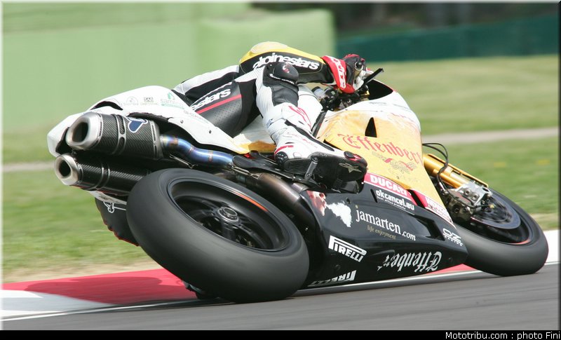 superbike_003_imola_2012