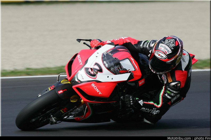 superbike_biaggi_009_imola_2012