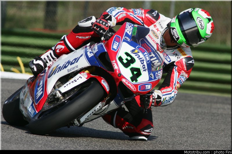 superbike_giugliano_003_imola_2012