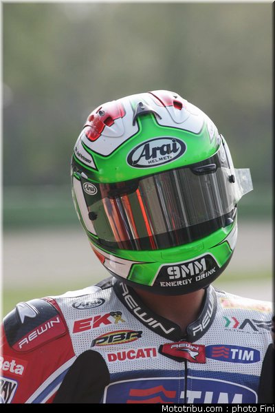 superbike_giugliano_010_imola_2012