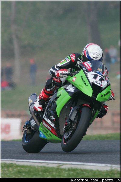 superbike_lascorz_003_imola_2012
