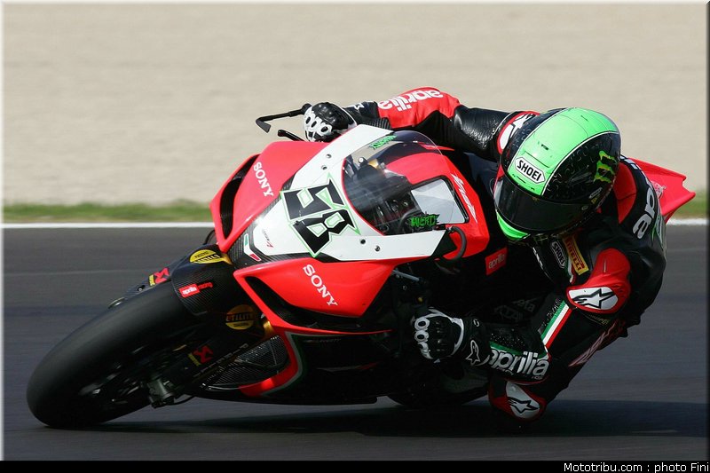 superbike_laverty_005_imola_2012
