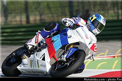 1000_superstock_reiterberger_001_imola_2012.jpg