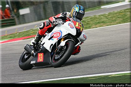 600_superstock_salvadori_001_imola_2012.jpg
