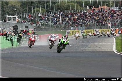 superbike_024_imola_2012.jpg