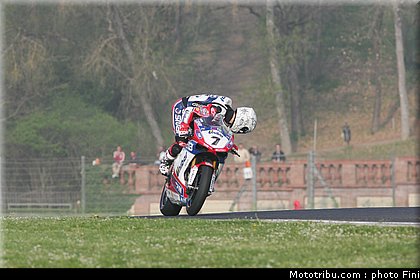 superbike_checa_010_imola_2012.jpg