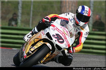 superbike_guintoli_002_imola_2012.jpg