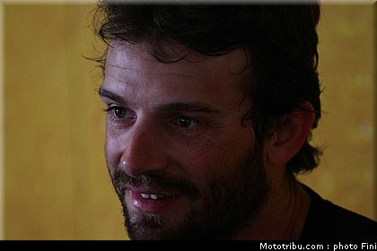 superbike_guintoli_010_imola_2012.jpg