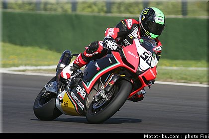 superbike_laverty_001_imola_2012.jpg