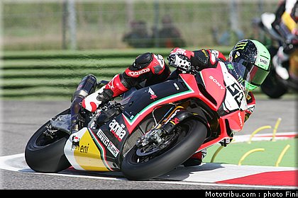superbike_laverty_004_imola_2012.jpg