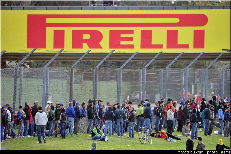 superbike_ambiance_006_imola_2012