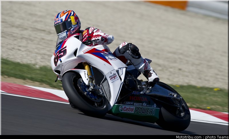 superbike_rea_006_imola_2012