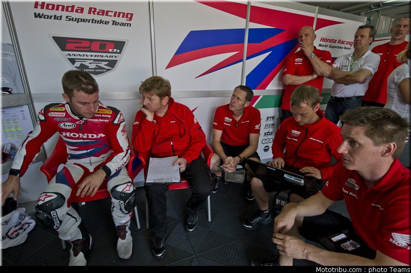 superbike_rea_013_imola_2012