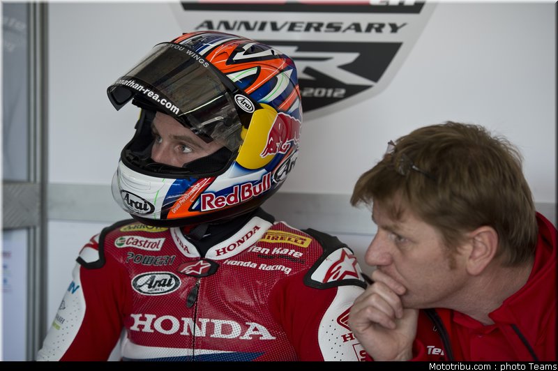 superbike_rea_028_imola_2012