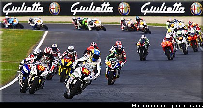 600_superstock_003_imola_2012.jpg