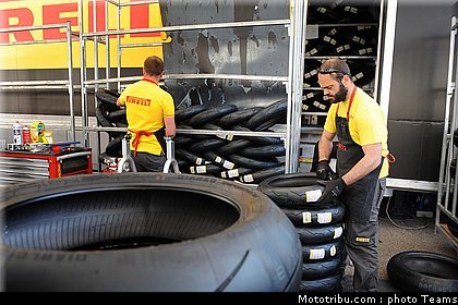 superbike_ambiance_001_imola_2012.jpg