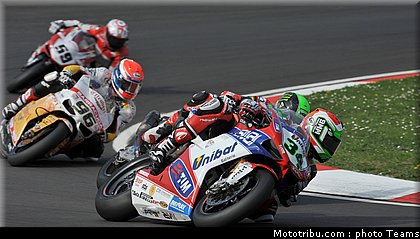 superbike_giugliano_004_imola_2012.jpg
