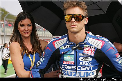 superbike_pitbabe_015_imola_2012.jpg