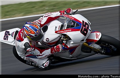 superbike_rea_008_imola_2012.jpg